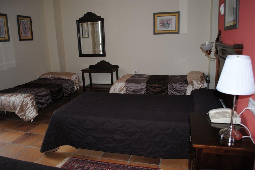 Hotel La Palmosa à Alcalá de los Gazules Extérieur photo