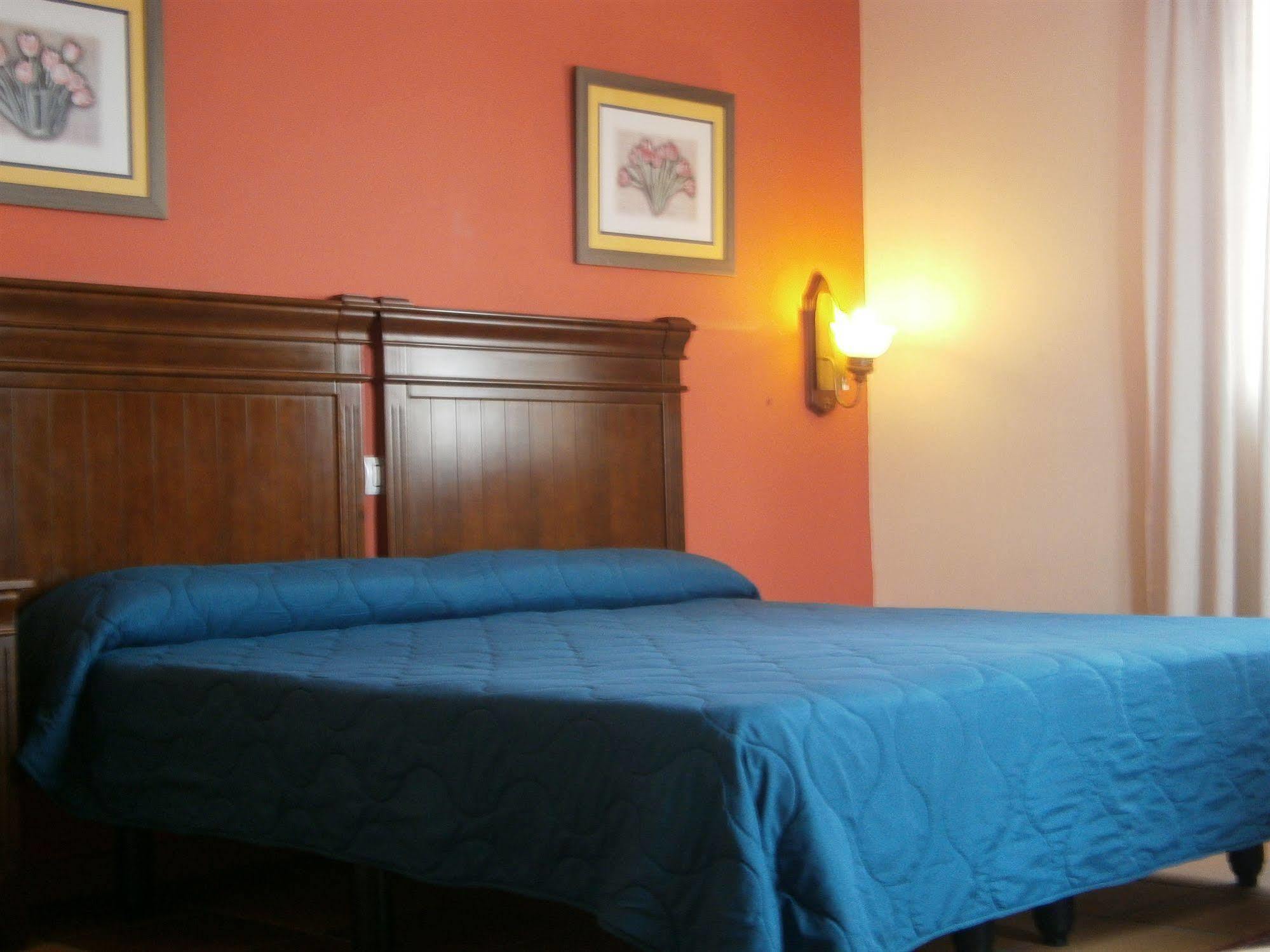 Hotel La Palmosa à Alcalá de los Gazules Extérieur photo