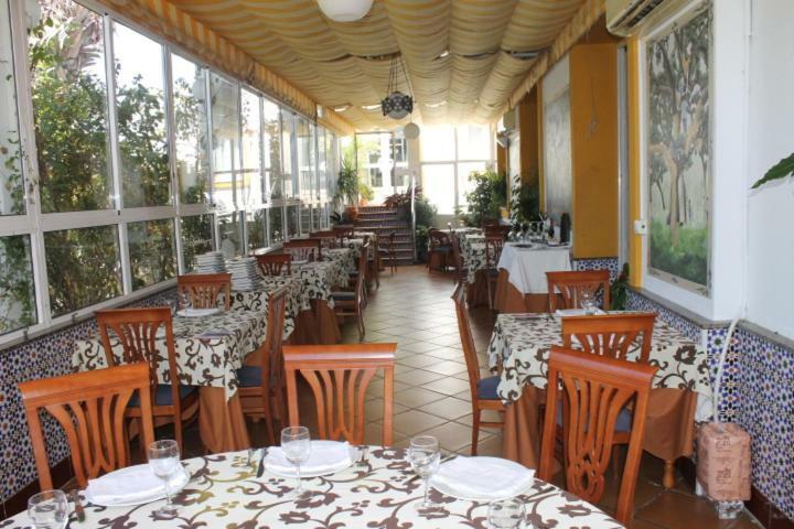 Hotel La Palmosa à Alcalá de los Gazules Extérieur photo